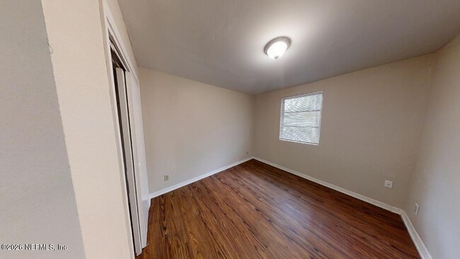 Building Photo - 2178 W 41st St
