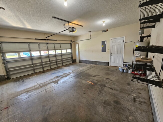 Building Photo - 3 Bedroom 2 Bath Richlands Home for Rent