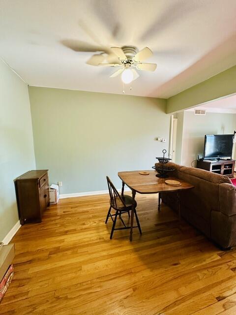 Building Photo - 1209 Island Dr