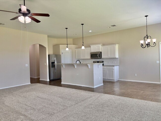 Building Photo - 709 SW 149th Pl