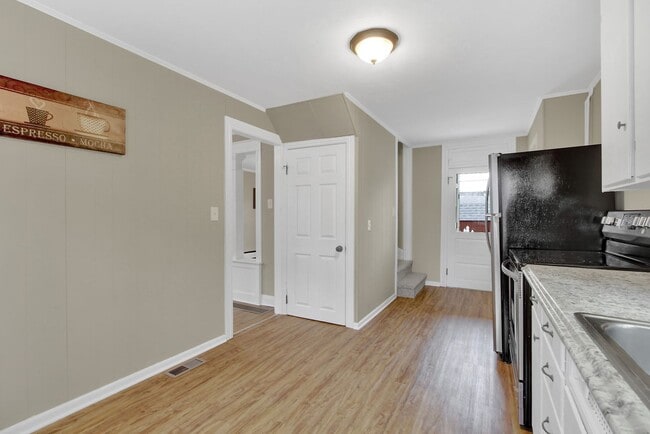 Building Photo - Charming 3 Bedroom, 1 Bath Home in Hanover, PA!