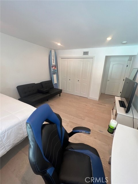 Building Photo - 23760 Oakfield Rd