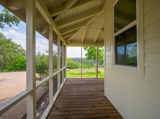 Building Photo - 6141 E Farm to Market 1431