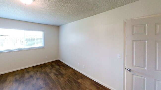 Building Photo - 1812 Sanchez Way