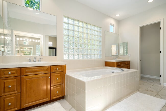 Building Photo - 78980 Citrus