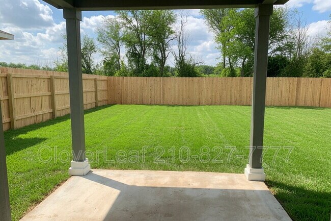 Building Photo - 2172 Darst Dr