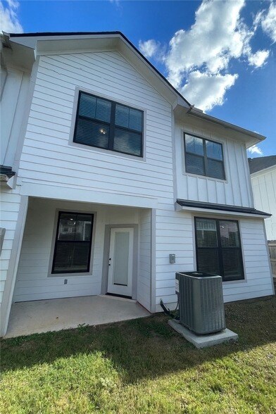 Building Photo - 1448 Ailin Dr