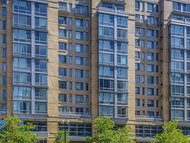 Primary Photo - 475 K St NW