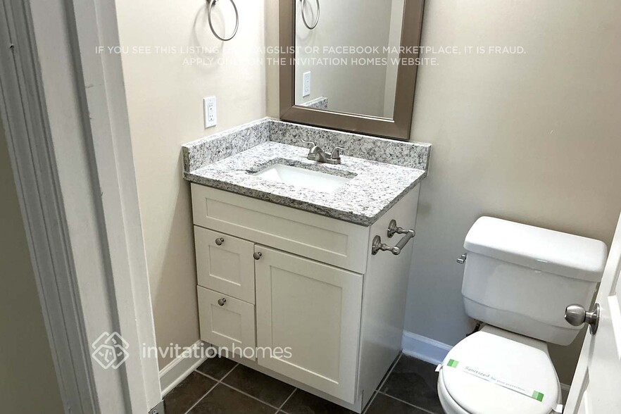 Building Photo - 2 Acorn Ct