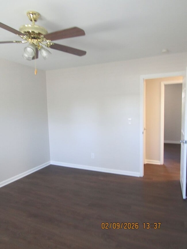 Building Photo - Lake Whitehurst