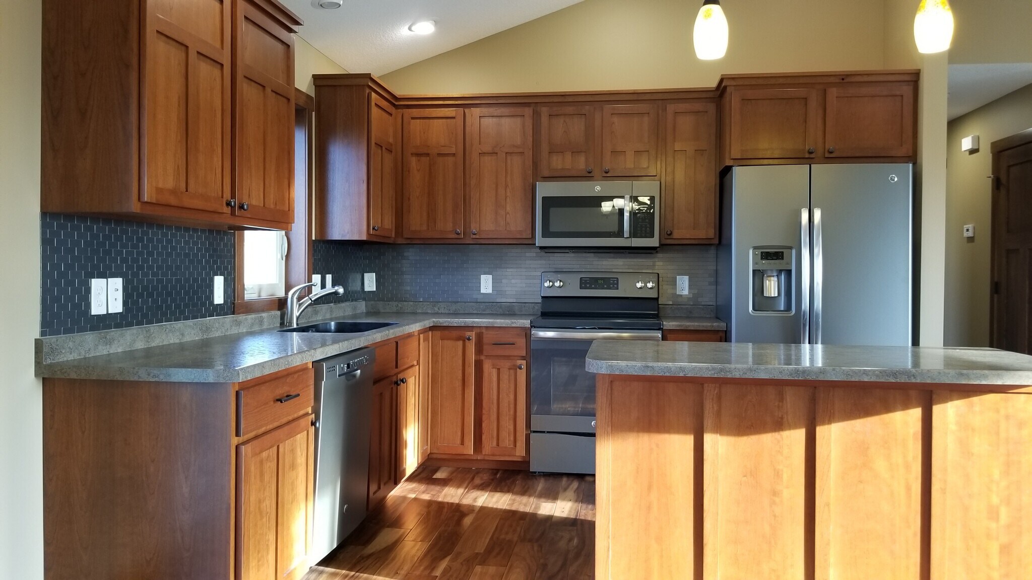 Building Photo - 244 Prairie Rd