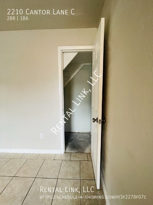 Building Photo - Suncoast Estimate 2 Bedroom For Rent In 4-...