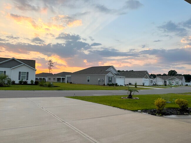 Building Photo - 509 Grass fern Ct