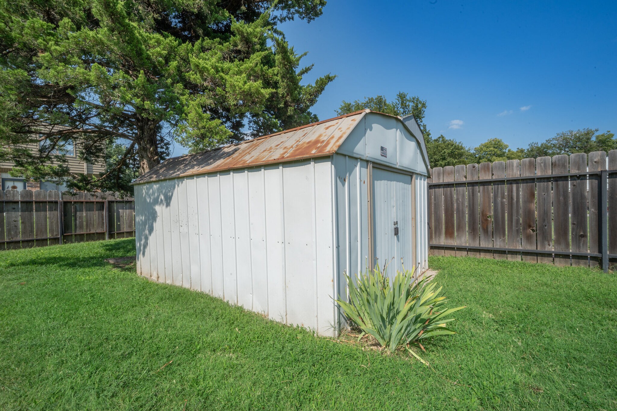 Building Photo - 1218 W Jewell St