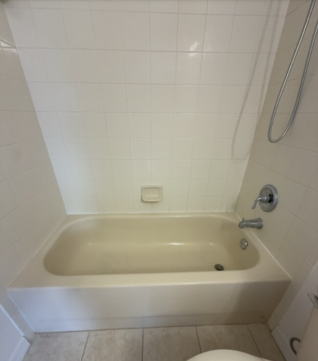 Building Photo - 6566 Marlberry Way