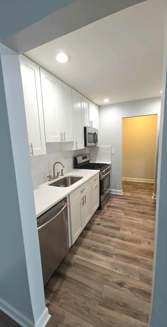 Building Photo - 5001 Carriage Way Dr