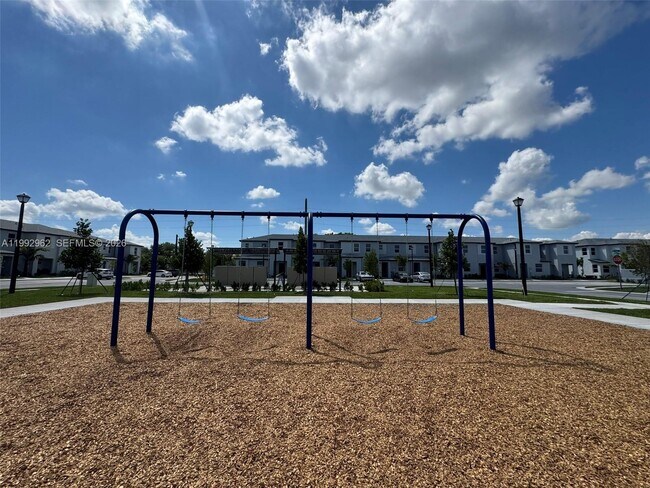 Building Photo - 27687 SW 155th Ct