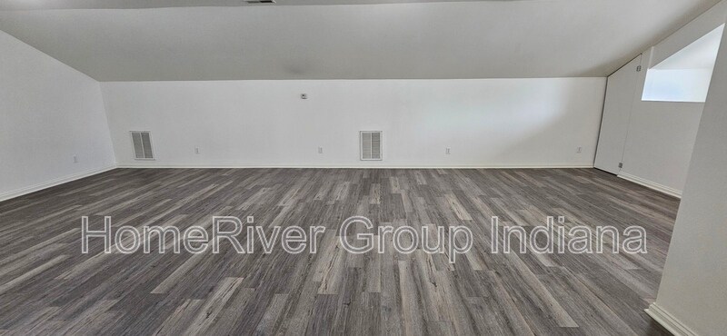 Building Photo - 514 E Washington St