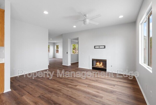 Building Photo - 32042 Freesia Ct