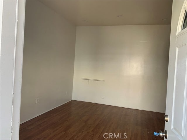 Building Photo - 212 S Vail Ave