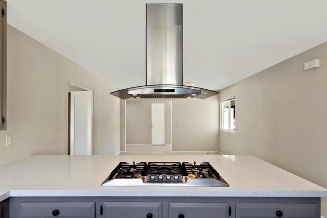 Building Photo - 72896 Tamarisk St