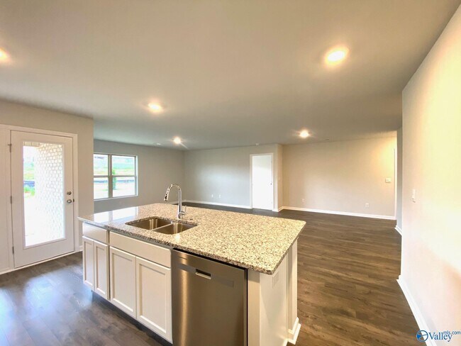 Building Photo - 155 Murphy Ln