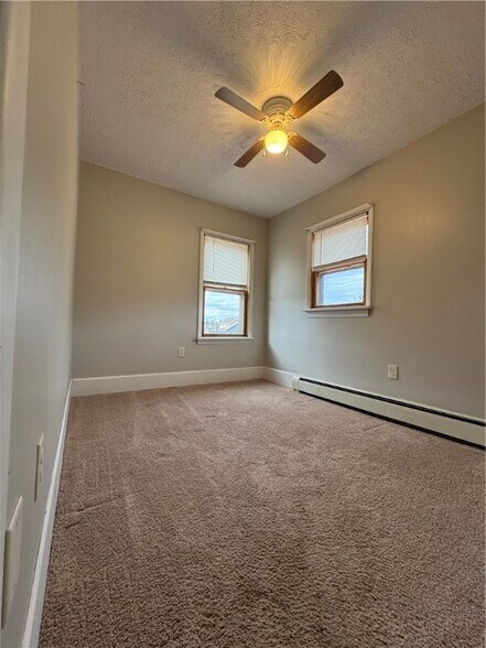 Building Photo - 70 9th St