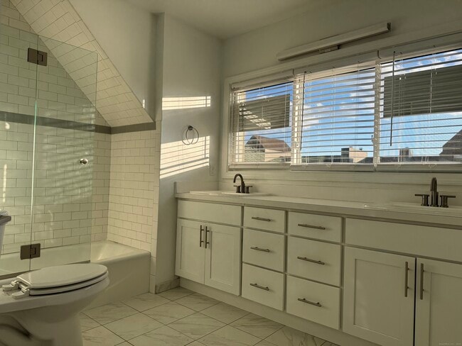 Building Photo - 81 Montoya Dr