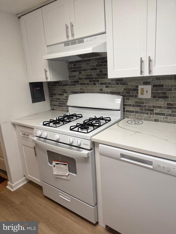 Building Photo - 2628 Welsh Rd