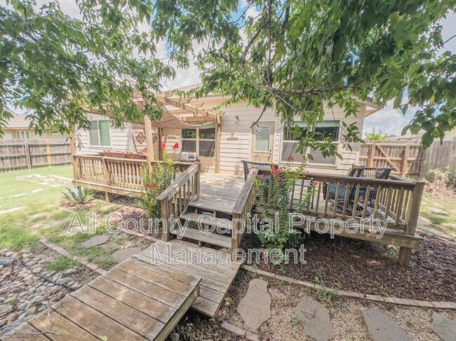 Building Photo - 2707 Burlington