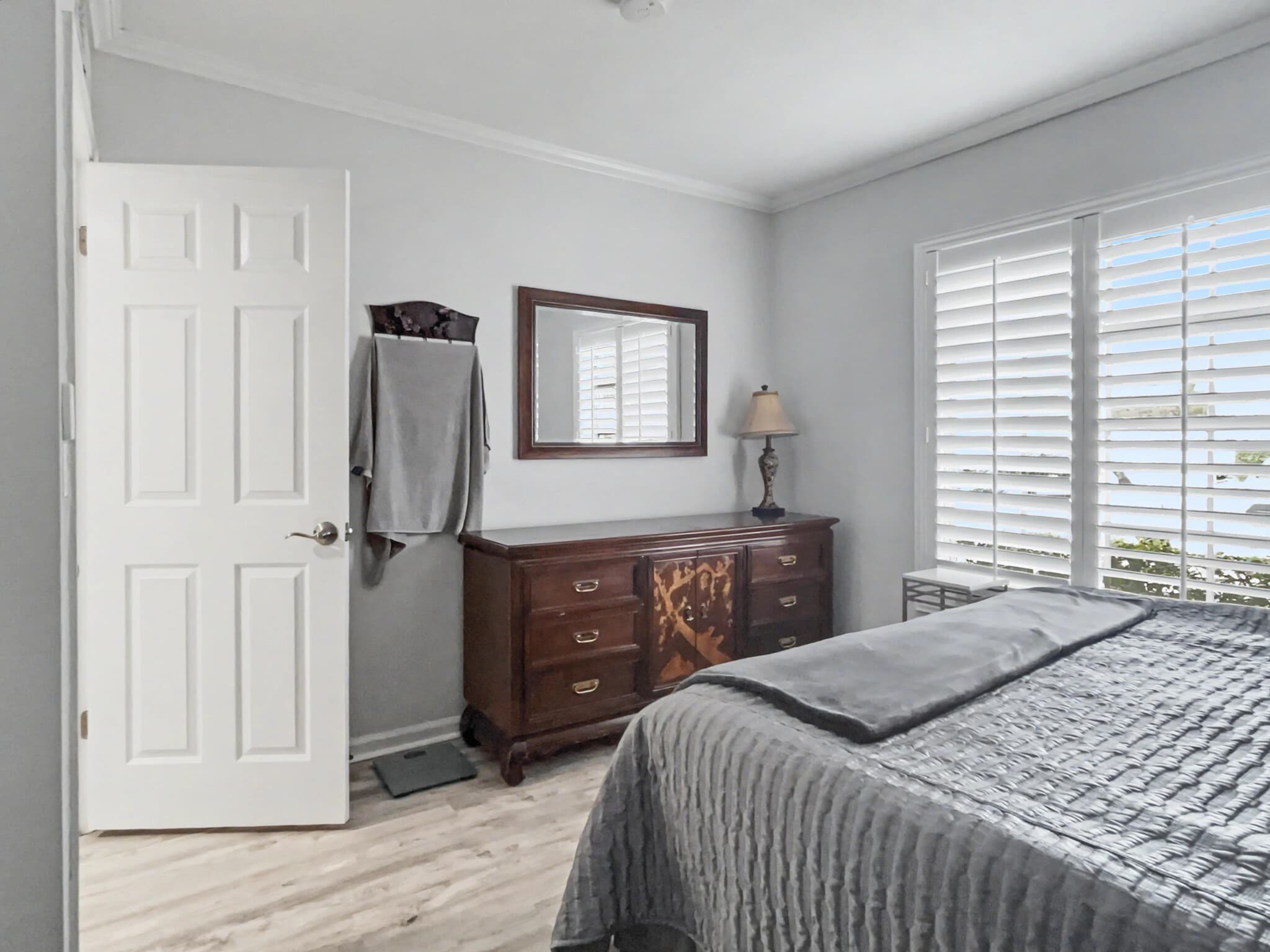 Building Photo - 2270 NE 68th St