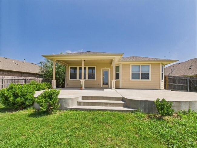 Building Photo - 3717 Wetland Dr