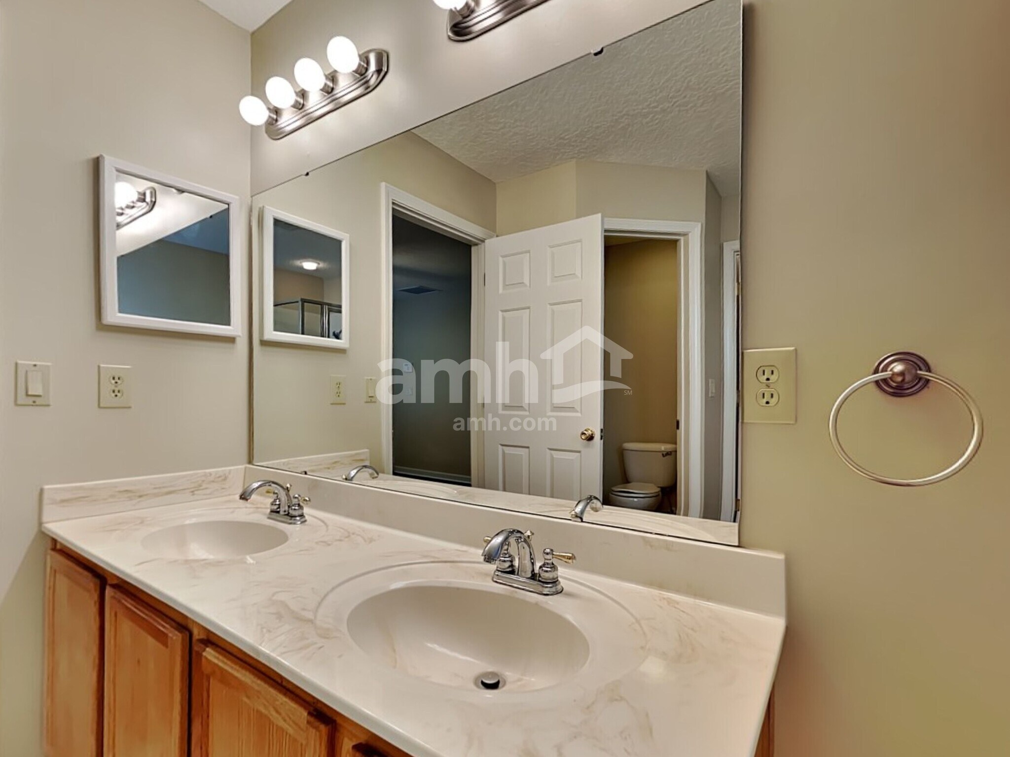 Building Photo - 3842 Pebble Brooke Circle South