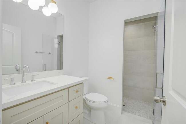 Building Photo - 5002 Eigel St
