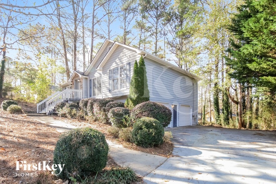 Building Photo - 142 Presidential Dr