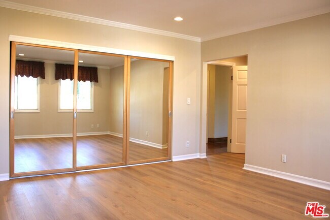 Building Photo - 11502 Dona Teresa Dr