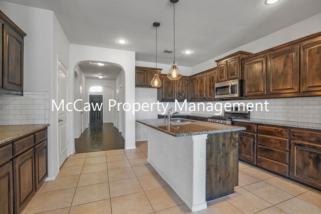 Building Photo - Beautiful 3/2/2 in Northlake!