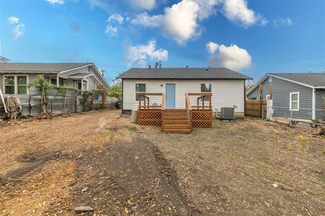 Building Photo - 2208 Gurley Ave