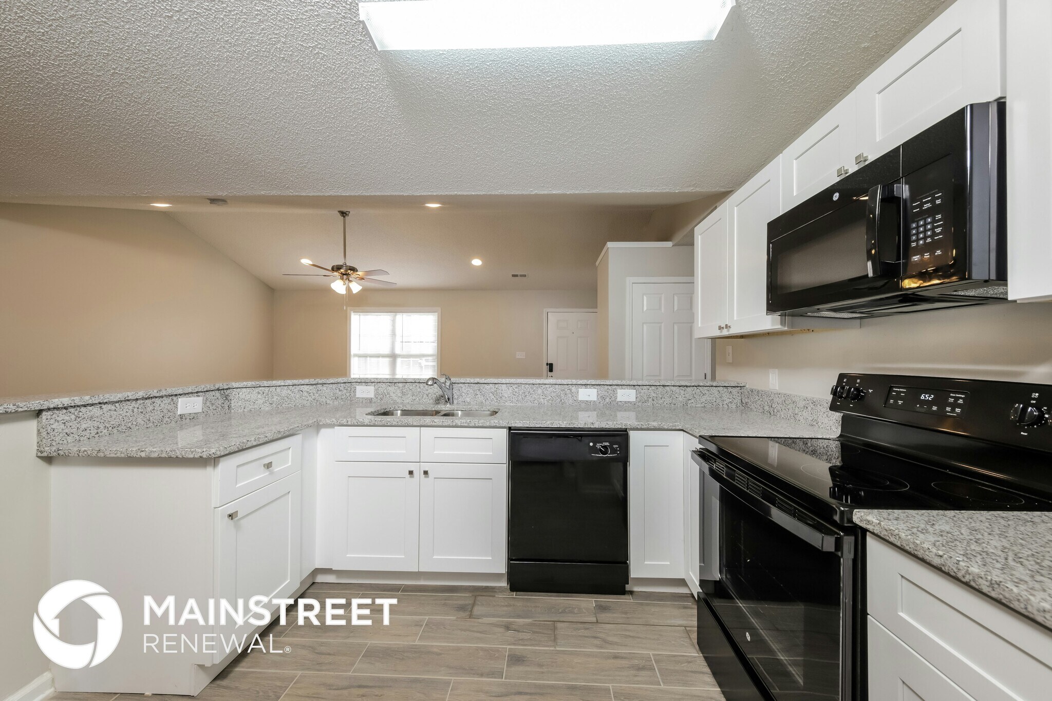 Building Photo - 126 Martindale Rd