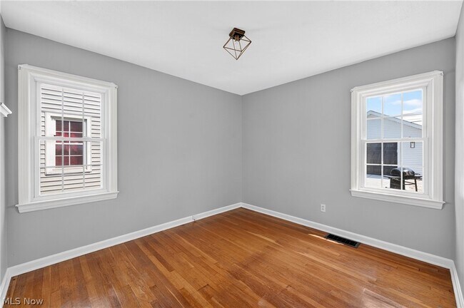 Building Photo - 19337 Telbir Ave