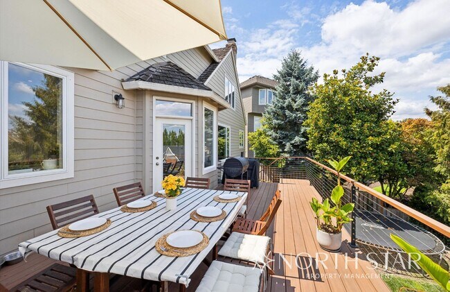 Building Photo - Beautiful Home with Mountain Views in the ...