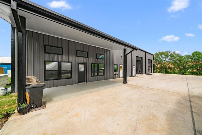 Building Photo - 4008 Farm to Market Rd 723