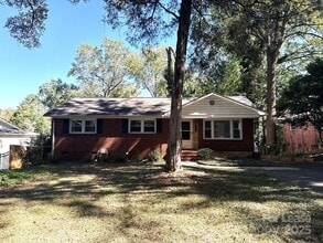 Building Photo - 1969 Margate Ave