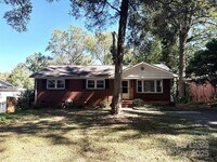 Building Photo - 1969 Margate Ave