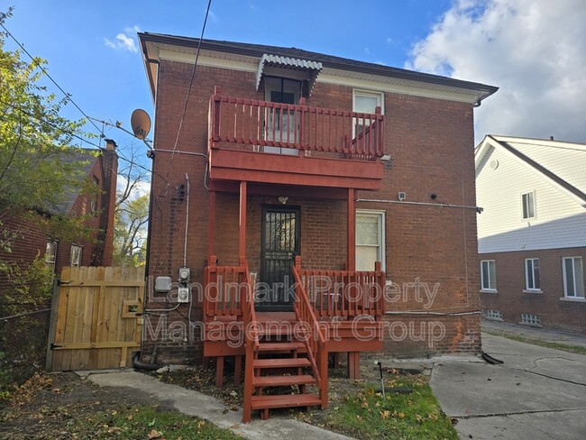 Building Photo - 14400 Rutherford St