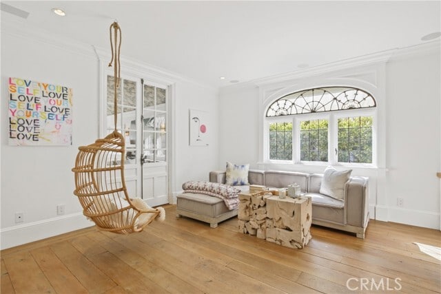 Building Photo - 464 Holly St