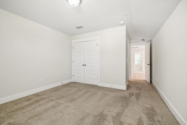 Building Photo - Nolensville home in the highly sought-afte...