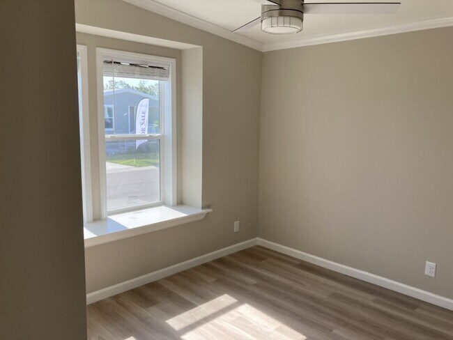 Building Photo - 3630 Vine Trl