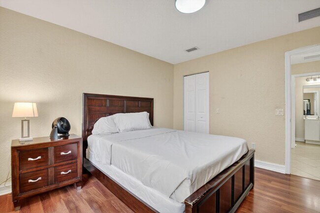 Building Photo - 8951 Morgan Landing Way