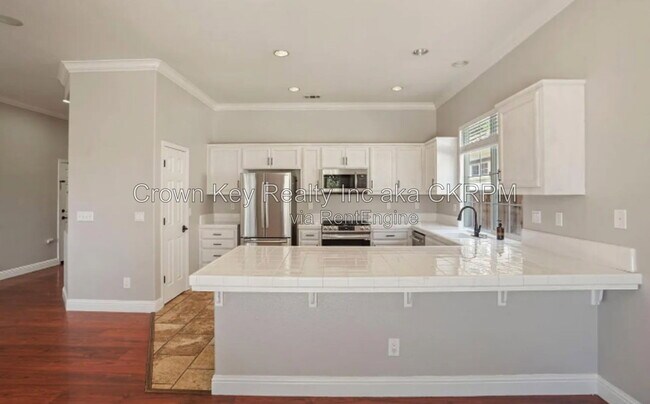 Building Photo - 229 Wisteria Ln